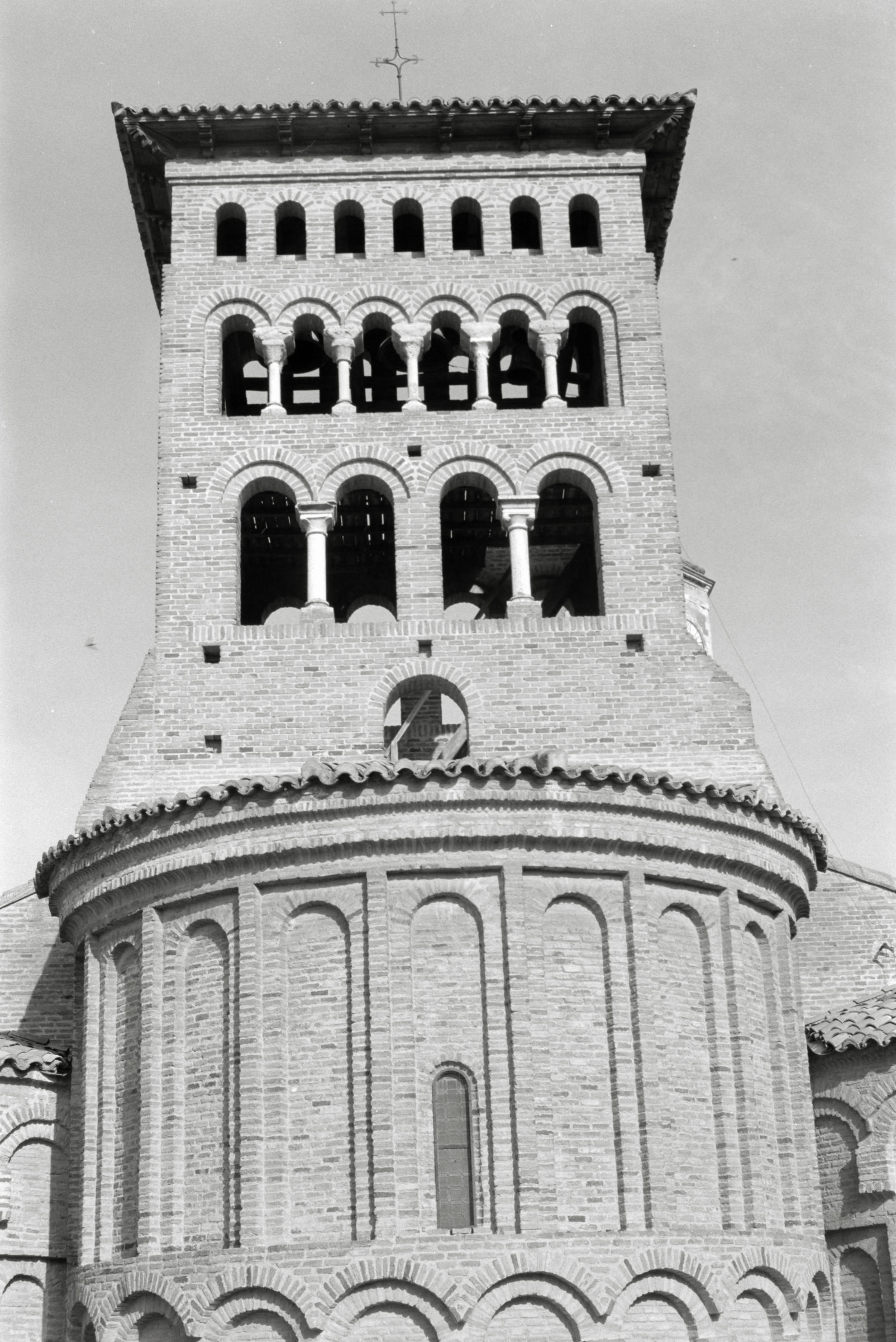 AHP F1995 05 008 sc240826 img37 NLP